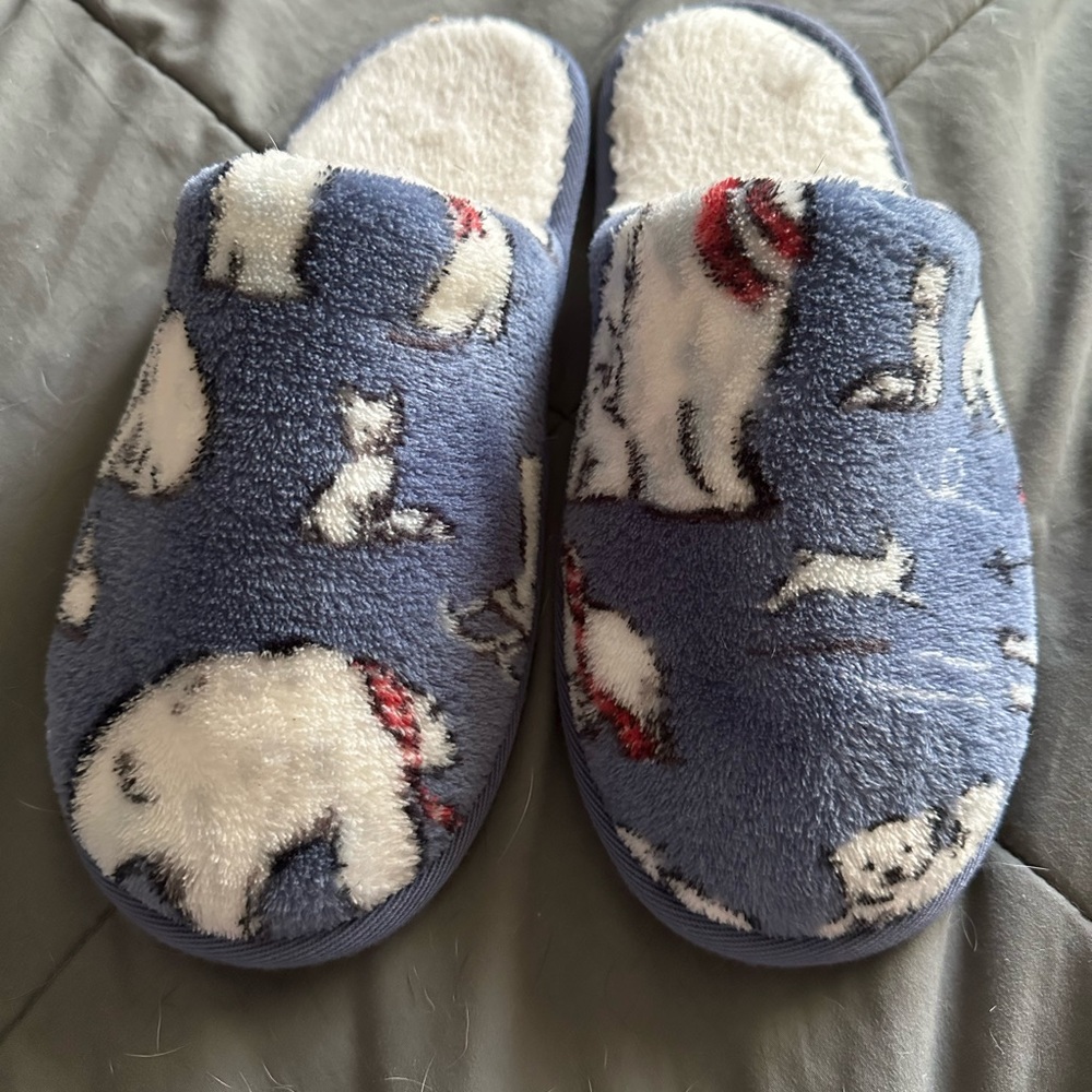 Vera Bradley Blue Polar Bear Slippers (Size 10)